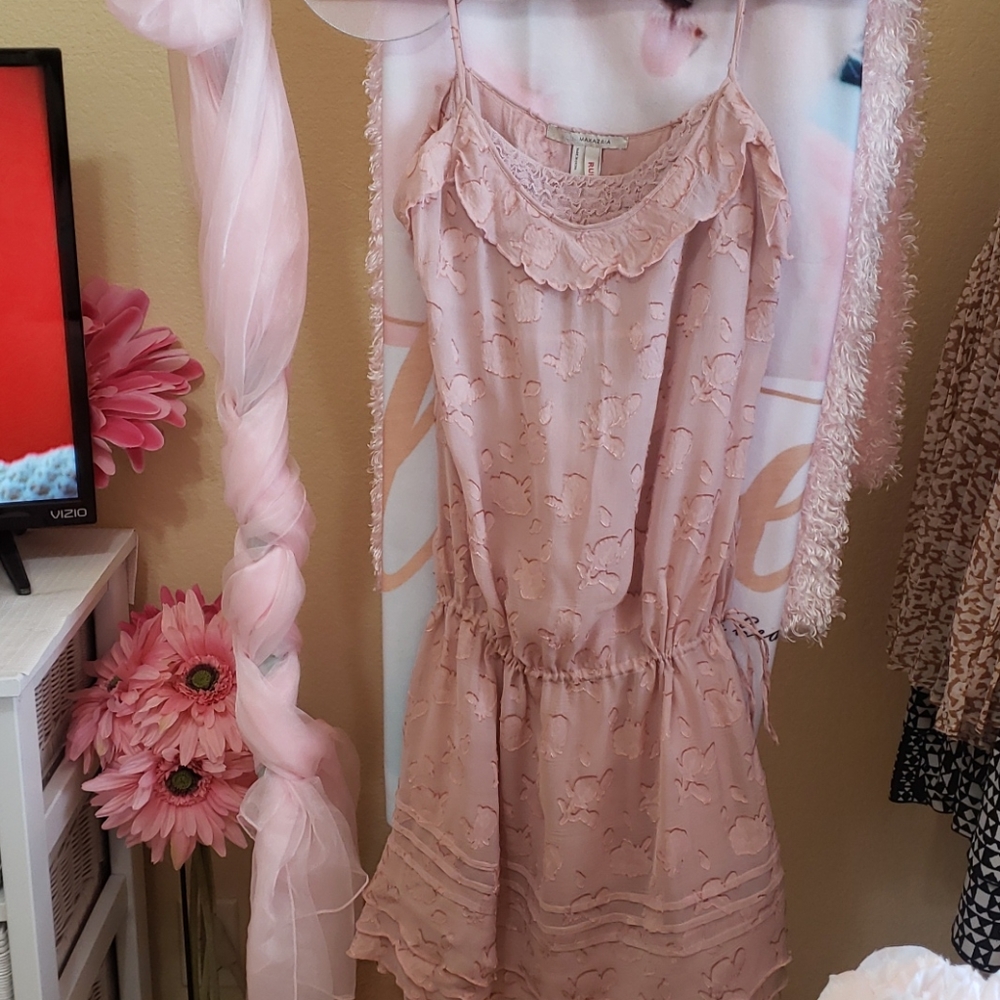 BCBG MAXAZIRA Short Dress